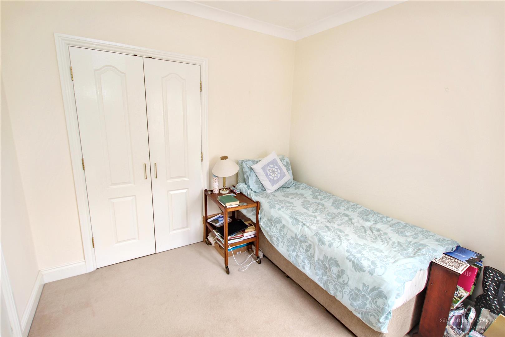 Armour Road, Tilehurst, Reading